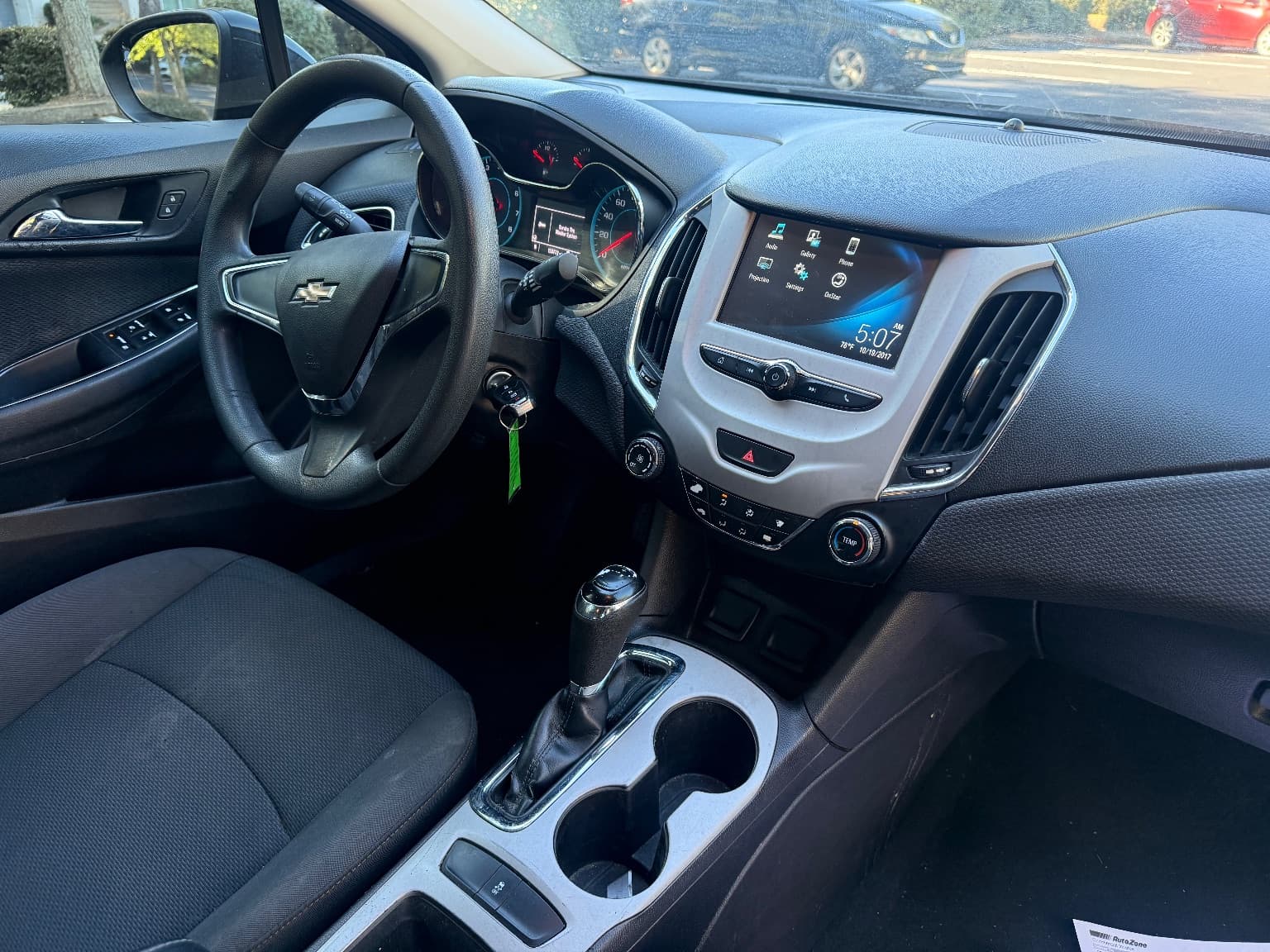 2018 Chevrolet Cruze photo 5